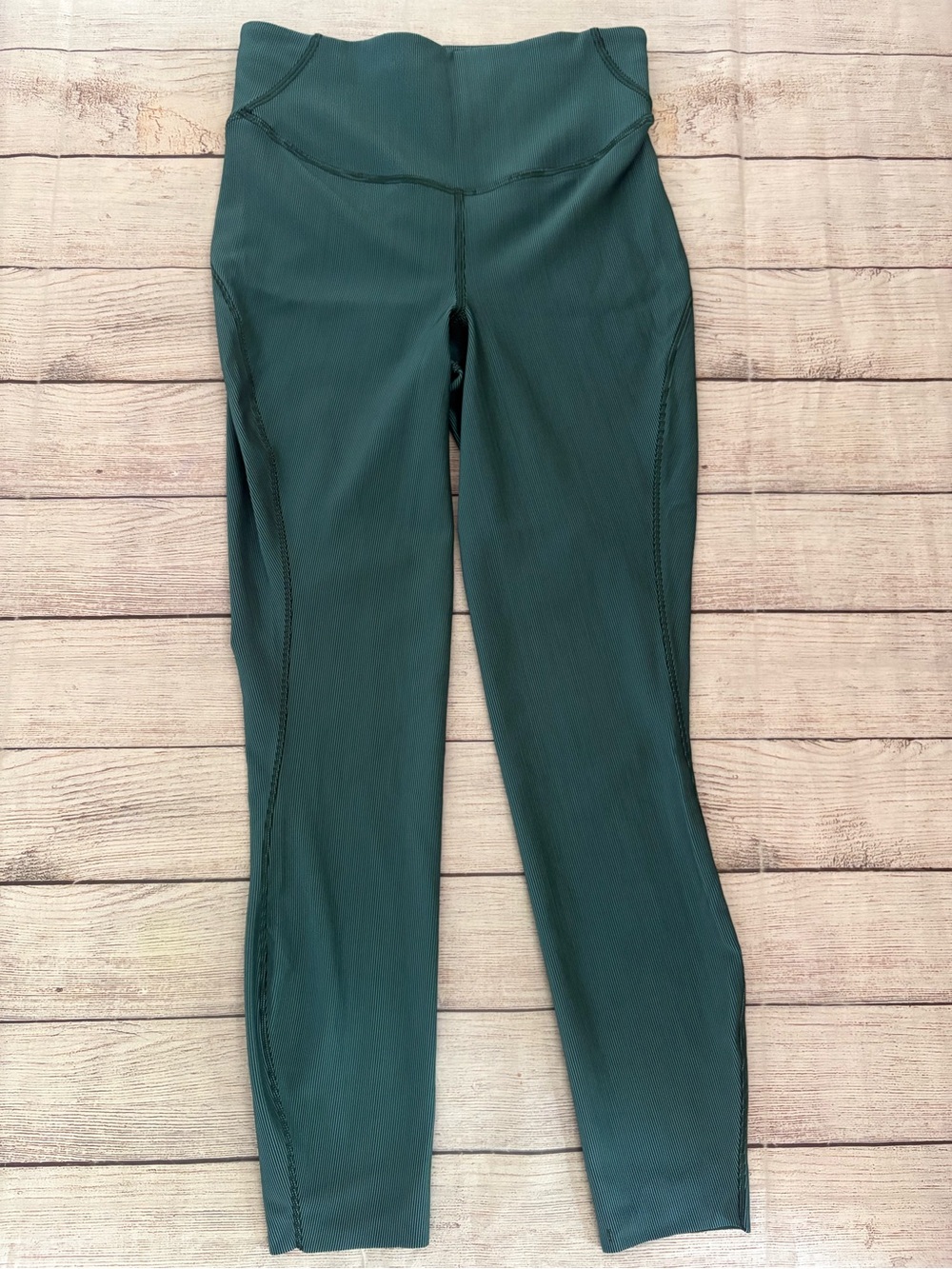 LULULEMON Base Pace High Rise Ribbed Tight Size 6 - Picture 2 of 7